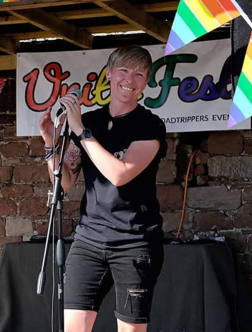 Singing Tennessee Whiskey at Unity Fest 2022.